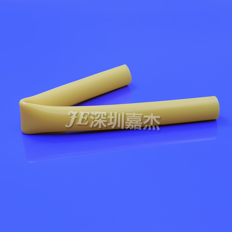 草逼嘿嘿电影网双色硅胶管